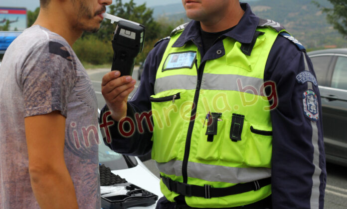 60-годишен от Годлево се напи до козирката и седна зад волана, хванаха го