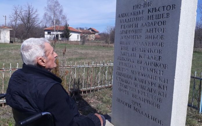Денят на храбростта на един 78-годишен мъж в инвалидна количка