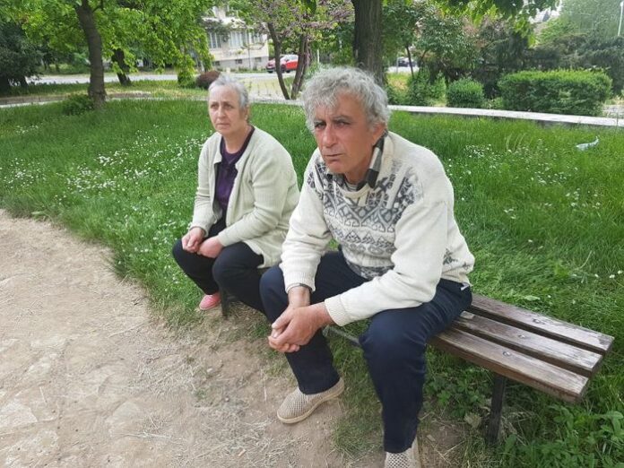 Бездомните Илийчо и Гергана се нуждаят от помощ