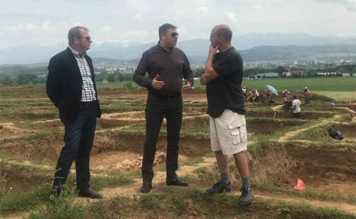 Камбитов организира дискусия за съдбата на разкопките