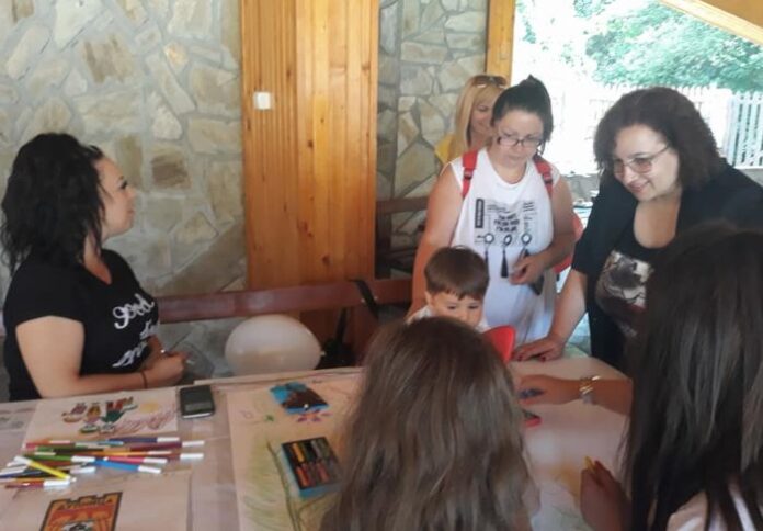 Родители и деца се включиха в забавления на открито в Дупница