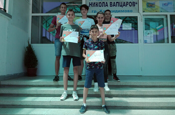 Шестима ученици от гимназията в Хаджидимово се класираха на полуфинален кръг на състезанието "HIPPO 2018"