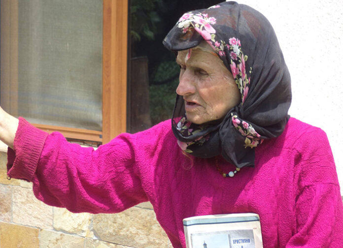 87-годишната баба Джуна от Господинци изкара три месеца строг пост
