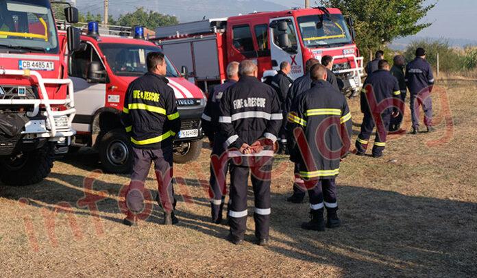 България готова с 50 пожарникари да помага на Гърция