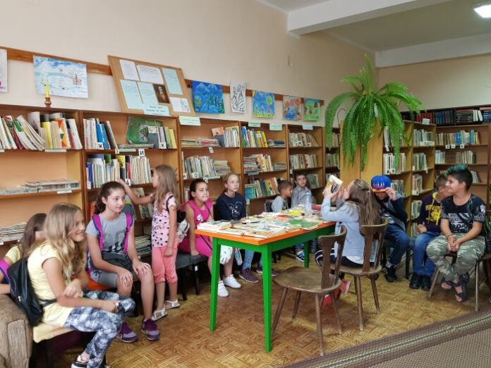 В света на библиотеката и красотата на четенето - пореден ден от "Активно лято 2018"
