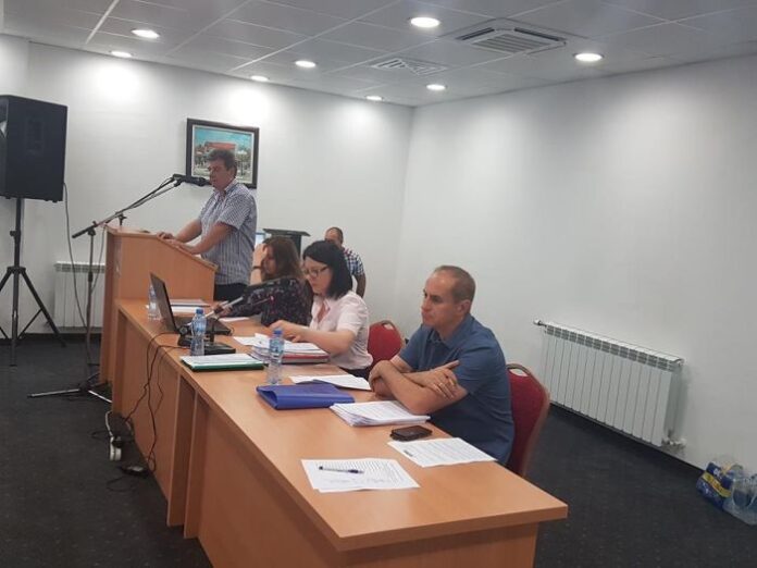 Общинските съветници в Кюстендил гласуваха поисканото финансиране от футболните клубове “Велбъжд” и “Кюстендил”