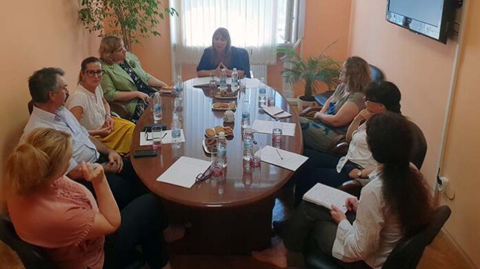 Председателят на ДАЗД се срещна с представители от ЮЗУ и други университети