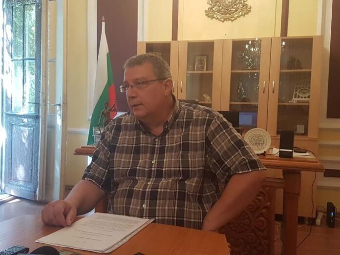 Кюстендилец получи българско гражданство след тригодишно ходене по мъките