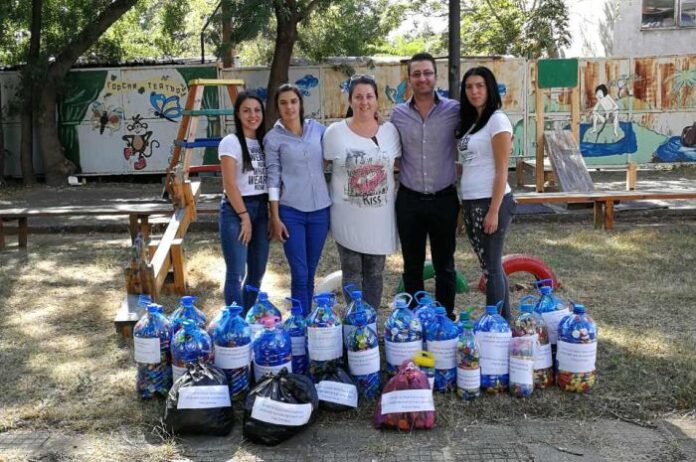 Инициативата "Капачки за бъдеще" набира средства за нуждаещи се деца