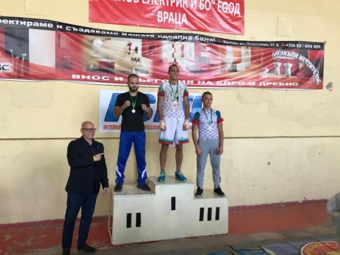 Шампионска титла за Йоан Кочев от Националния шампионат по аматьорски ММА, шуут боксинг и граплинг