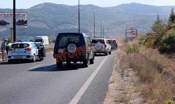 Верижно ПТП на Е-79 прати в болница двама