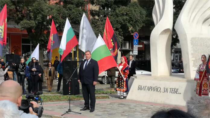 Каракачанов на 125-годишнината на ВМРО: Нямаме време за губене! Вървим смело напред!