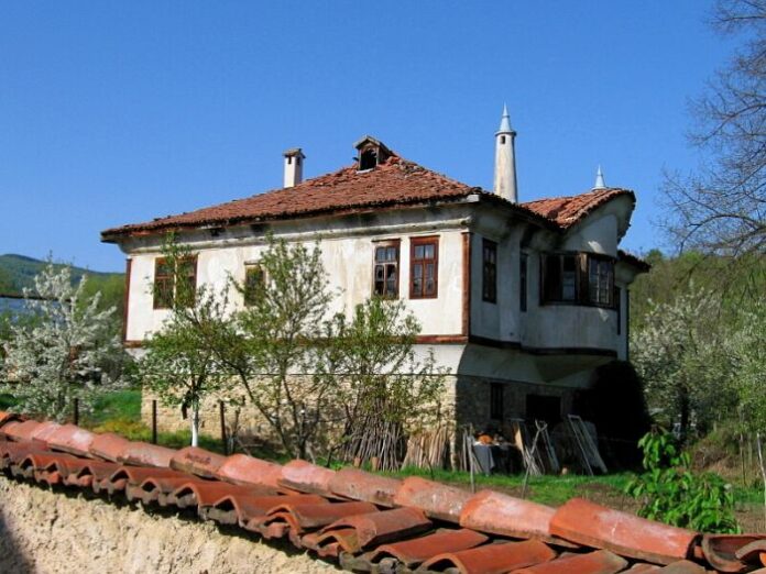 Реставрират Границката къща в кюстендилското село Граница