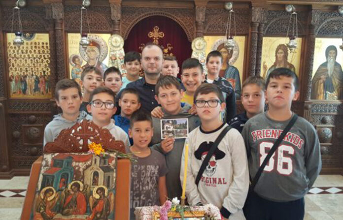 Деца от Неделното училище в Сандански пътуваха, учейки се