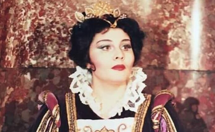 Оперната прима Иванка Нинова се представя на дупнишка сцена