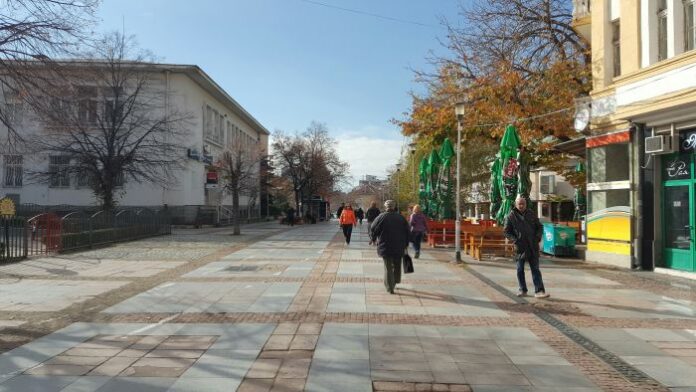 Ремонт затвори ул. „Кокиче“ в Дупница