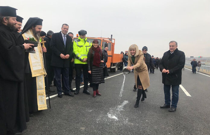 Отсечката от „Струма“ между Благоевград и Крупник е на 40% готова