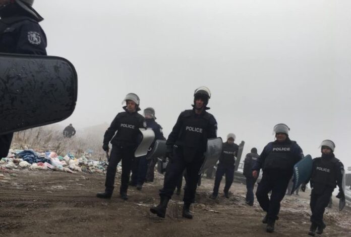 Мащабна полицейска акция в старозагорско село
