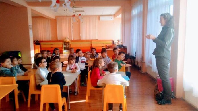 Урок по горска педагогика проведоха в ДГ „Слънце“ - Кюстендил