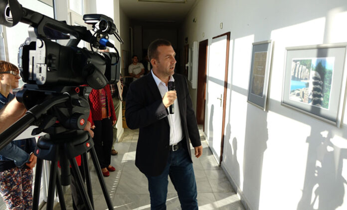Изложба „Мегалитни култови паметници от Балкано-Анатолийския регион“ откриха в ЮЗУ