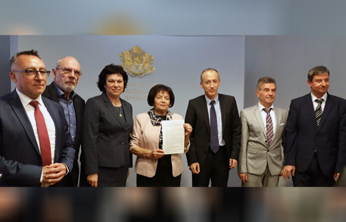 С 18% нараства учителската заплата през 2020