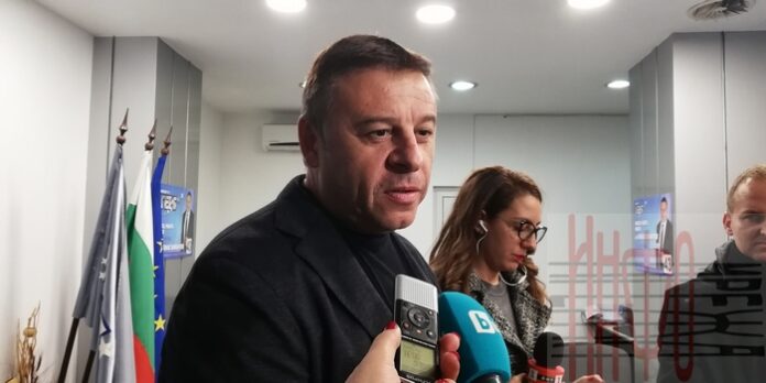 Камбитов: Чувствам се много разочарован, но оставам в ГЕРБ