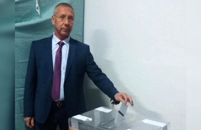 Башев излезе от ареста, упражни правото си на глас в Рибново