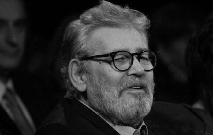Почина Стефан Данаилов