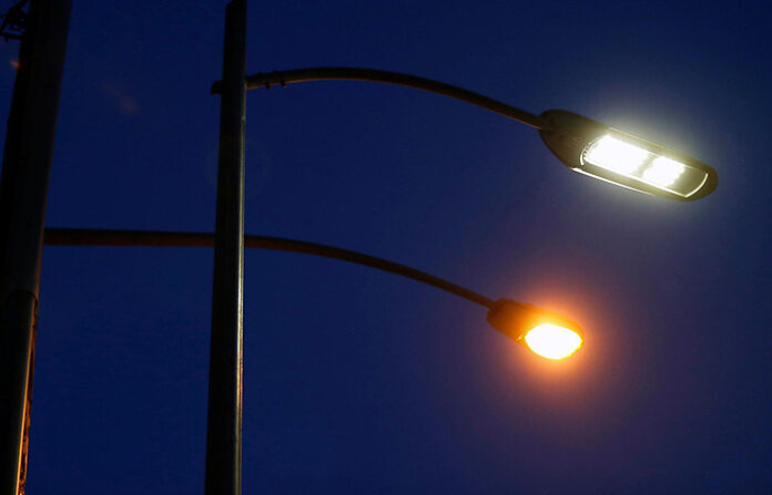 Подменят осветлението в Сандански с LED лампи