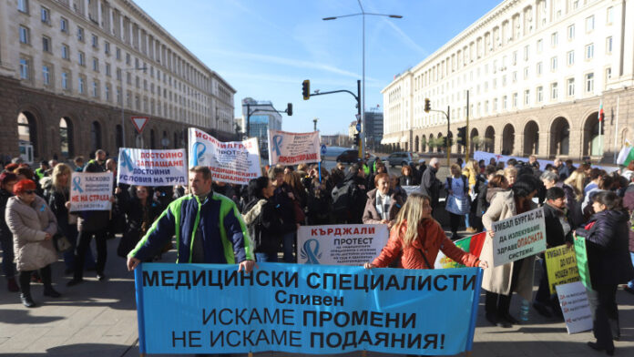 Борисов приема протестиращите медицински сестри за разговор