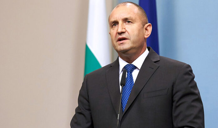 Президентът пожела здраве и радост във всяко семейство
