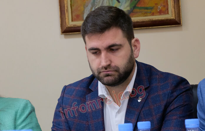 Казусът "Кмет - търговец": Новаков подава жалба срещу Томов