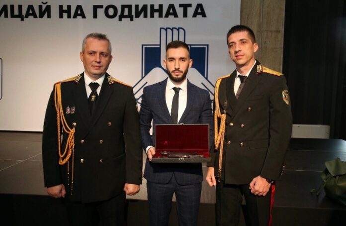 Старши комисар от Благоевград грабна приза "Полицай на годината"