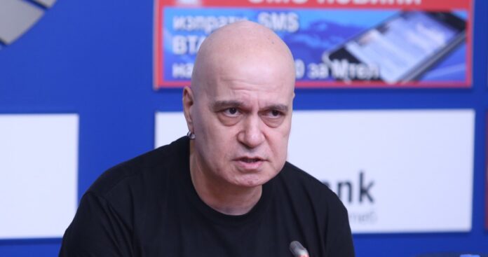Отказаха регистрация на партията на Слави Трифонов