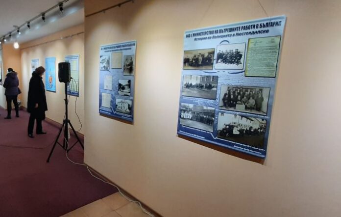 Фотодокументалната изложба „История на полицията в Кюстендилско“ бе открита в Кюстендил