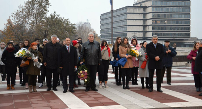 В Благоевград отбелязаха 110-годишнината от рождението на Вапцаров