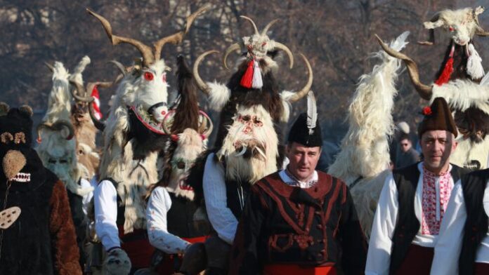 Заради водната криза: Отменят фестивала „Сурва“ в Перник