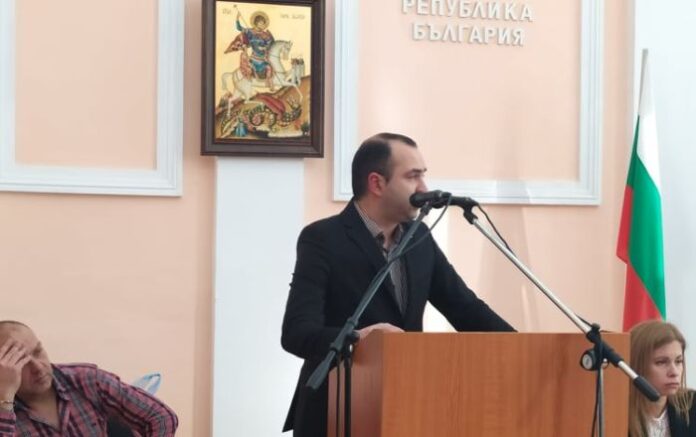 Общински съветници питат МРРБ за язовир „Кюстендил“