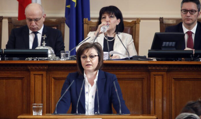 Корнелия Нинова: Случващото се с президента е вредно и опасно
