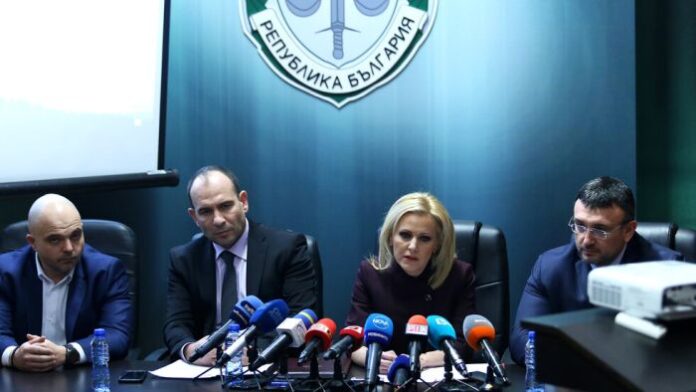 Прокуратурата: Божков предлагал по 10 000 лв. на ден на служител на Комисията по хазарта