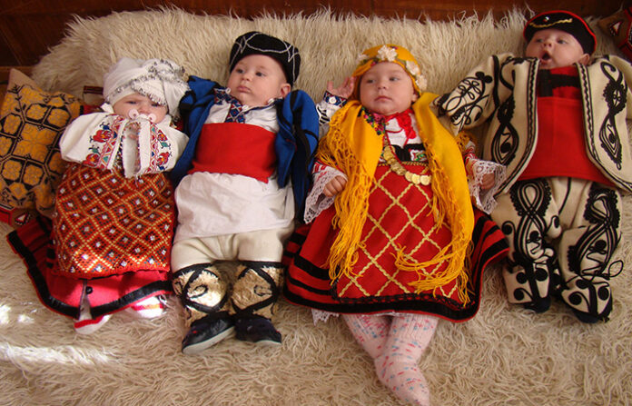 На Бабинден в Добринище