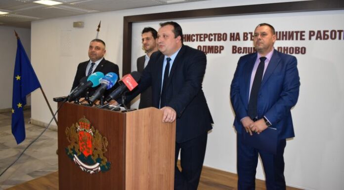 Предотвратиха регистрацията на 15 камиона – фантоми във Велико Търново