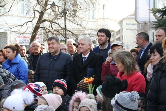 Дупничани сведоха глави пред безсмъртния Васил Левски