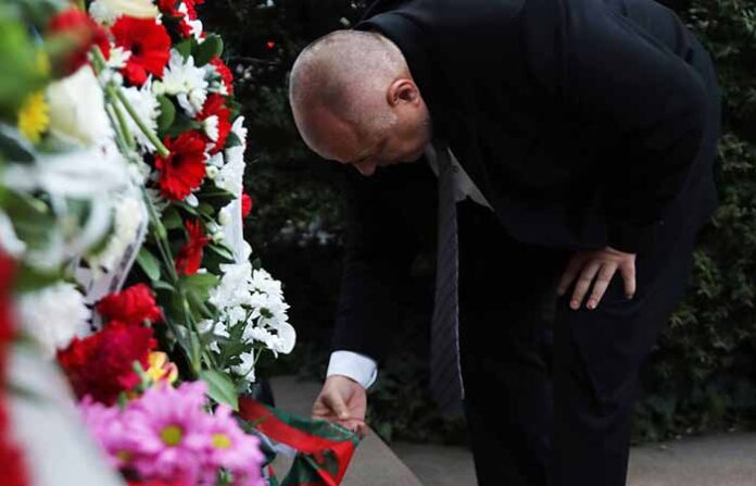 Борисов се поклони пред Апостола