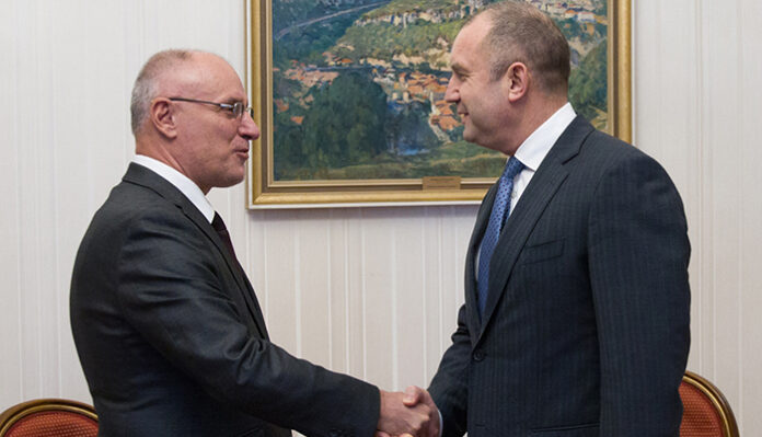 Президентът се срещна с управителя на БНБ