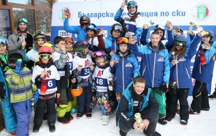 Над 50 състезатели мериха сили на държавно първенство по сноуборд в Осогово