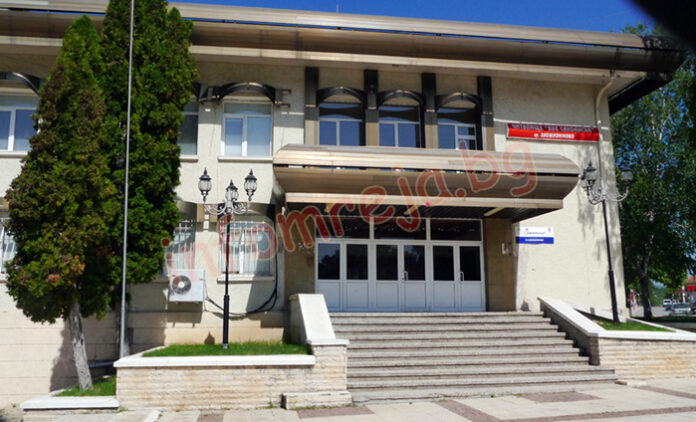 В Деня на любовта – вечер на интимната лирика в Хаджидимово