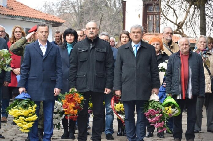 Благоевград отбеляза 142 години от първото си освобождение