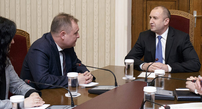 Президентът и председателят на ВАС обсъдиха промени в Конституцията