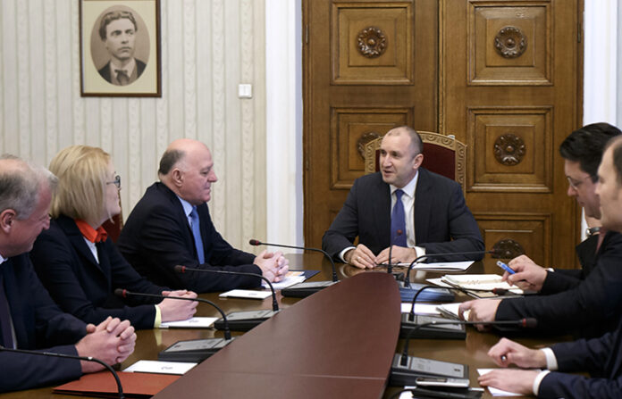 Президентът проведе консултации за промени в Конституцията и с ВСС